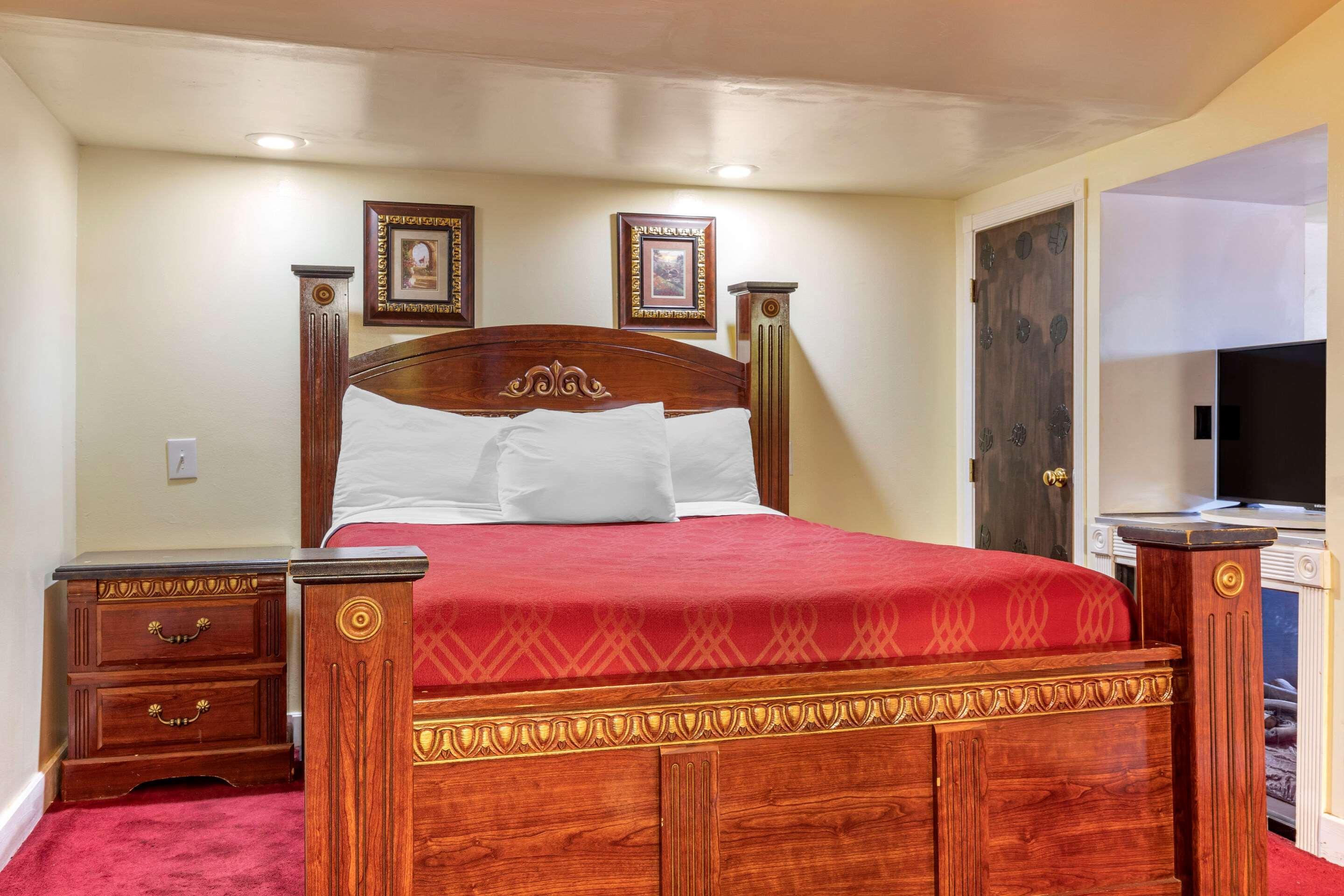 Econo Lodge Wichita Falls Downtown Екстериор снимка